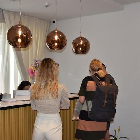 Hotel Ergi'S Durres Exterior photo