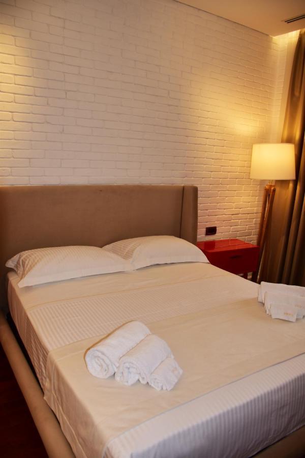 Hotel Ergi'S Durres Exterior photo