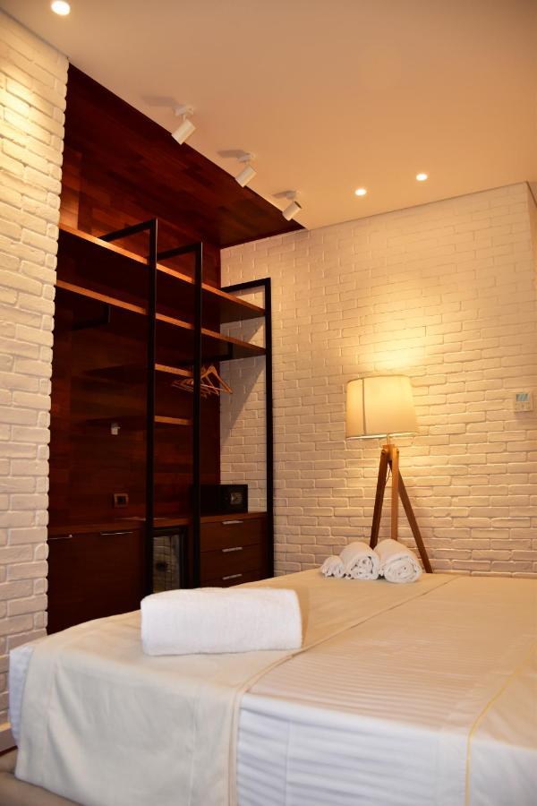 Hotel Ergi'S Durres Exterior photo